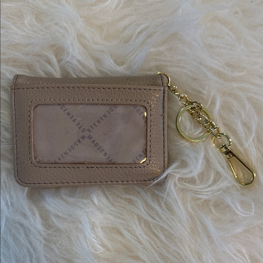 Steve Madden Small Leather Key Card Holder Wallet - Taupe with Gold Hardware - Picture 2 of 3